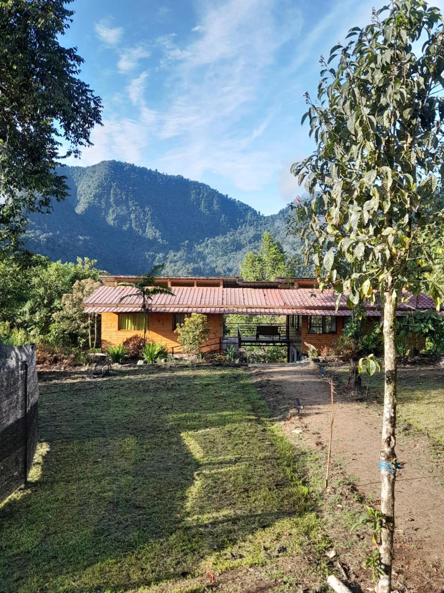 Sendero De Las Aves Mindo Exterior photo